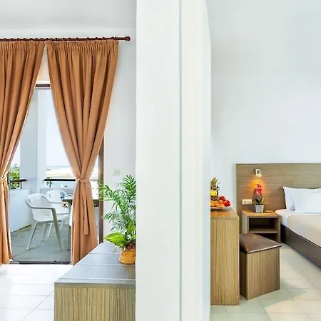 Hotel Xenios Dolphin 3*