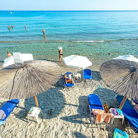 Xenios Dolphin Hotel