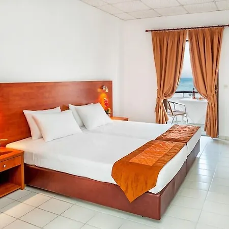 Xenios Dolphin Otel Possidi