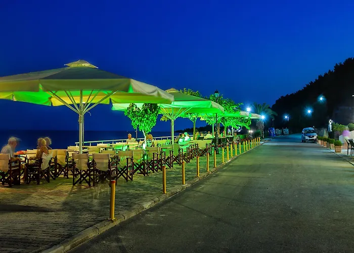 Dolphin Beach Hotell Possidi